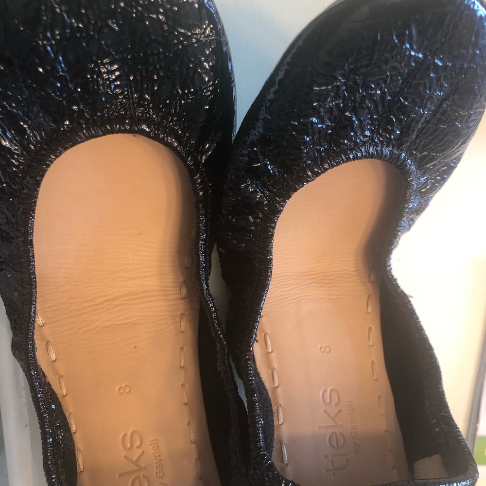 Tieks NWOT